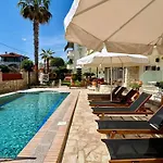 Melis Studios Апарт-отель 3*