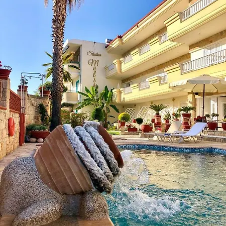 Melis Studios Aparthotel 4*
