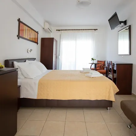 Melis Studios Aparthotel 4*