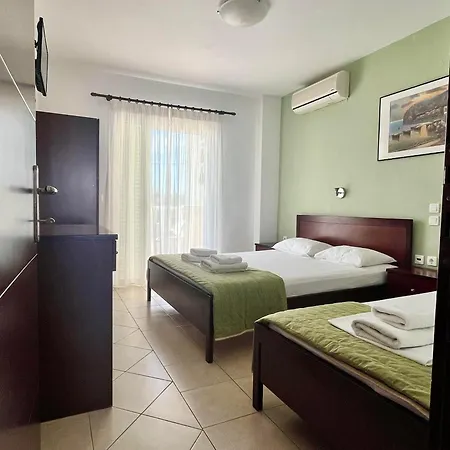 Melis Studios 4*