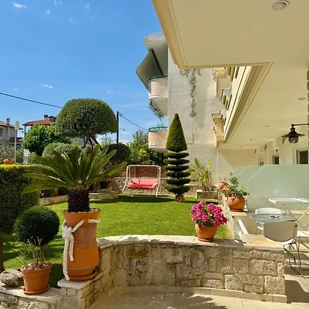 Melis Studios 4*