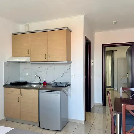 Aparthotel Melis Studios 4*