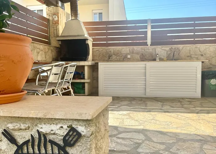 Melis Hotel apartamentowy Kallithea (Chalkidiki)