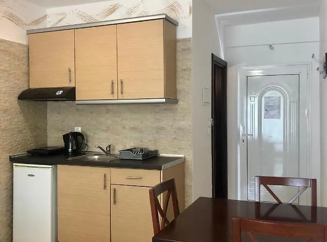 Melis Hotel apartamentowy Kallithea (Chalkidiki)