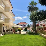 Lejlighedshotel Melis 3*
