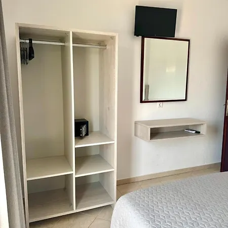 Lägenhetshotell Melis 4*
