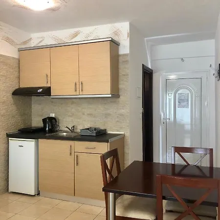 Melis Aparthotel Kallithea (Chalkidiki)